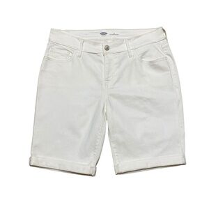 Old Navy Bermuda Jean Shorts Women’s 6 Casual White Denim Cuffed Long Shorts